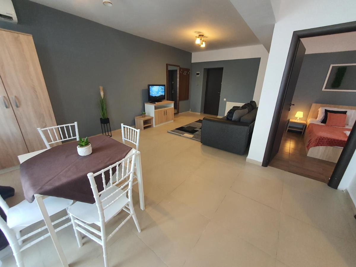 Villa Accommodation Бухарест Екстер'єр фото