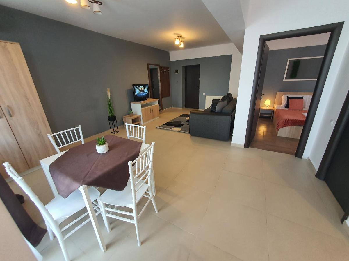 Villa Accommodation Бухарест Екстер'єр фото